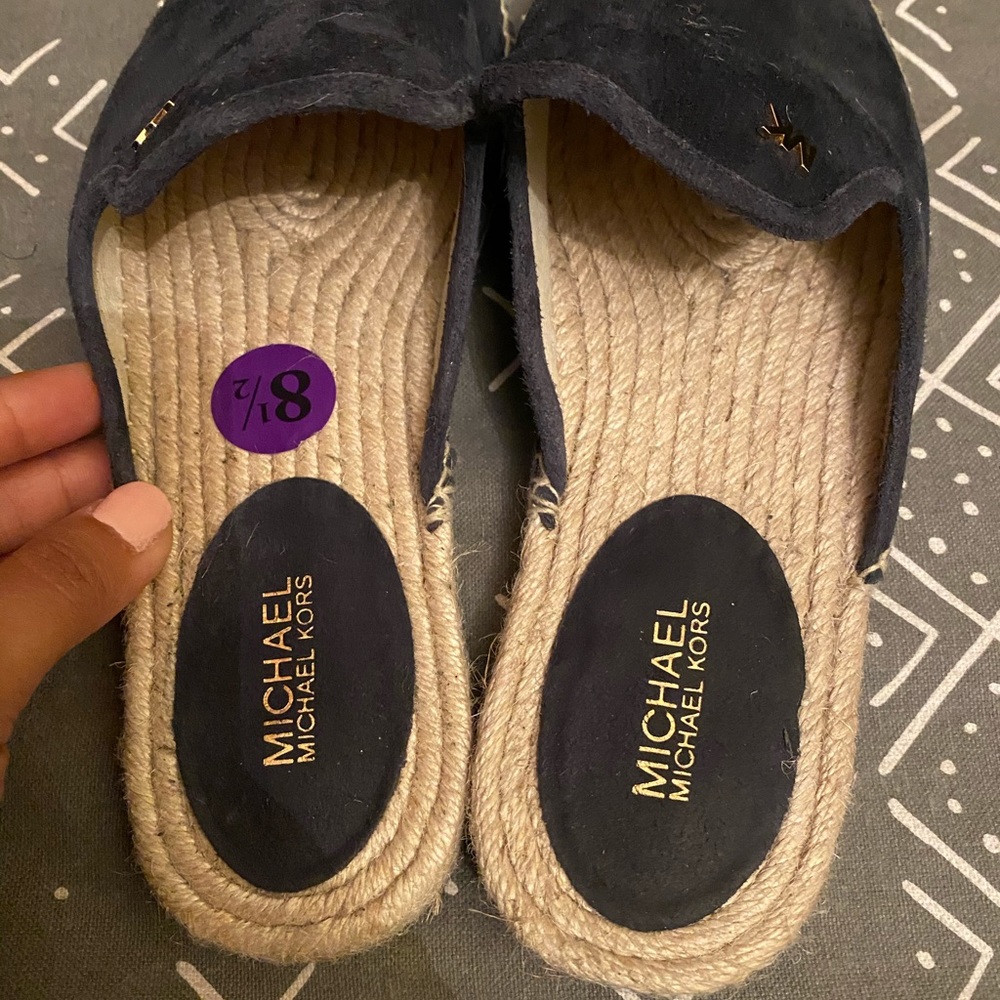 Michael kors shoes - Picture 6 of 7